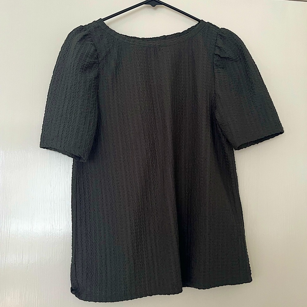 Loft, green textured top, medium, cute sleeves, perfect office top